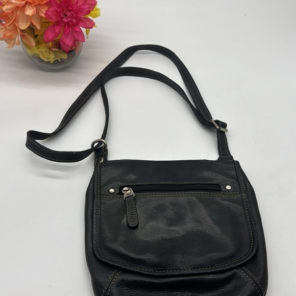 Fossil Black Leather Vintage Crossbody Bag built in wallet - Excellent condition - Picture 4 of 14